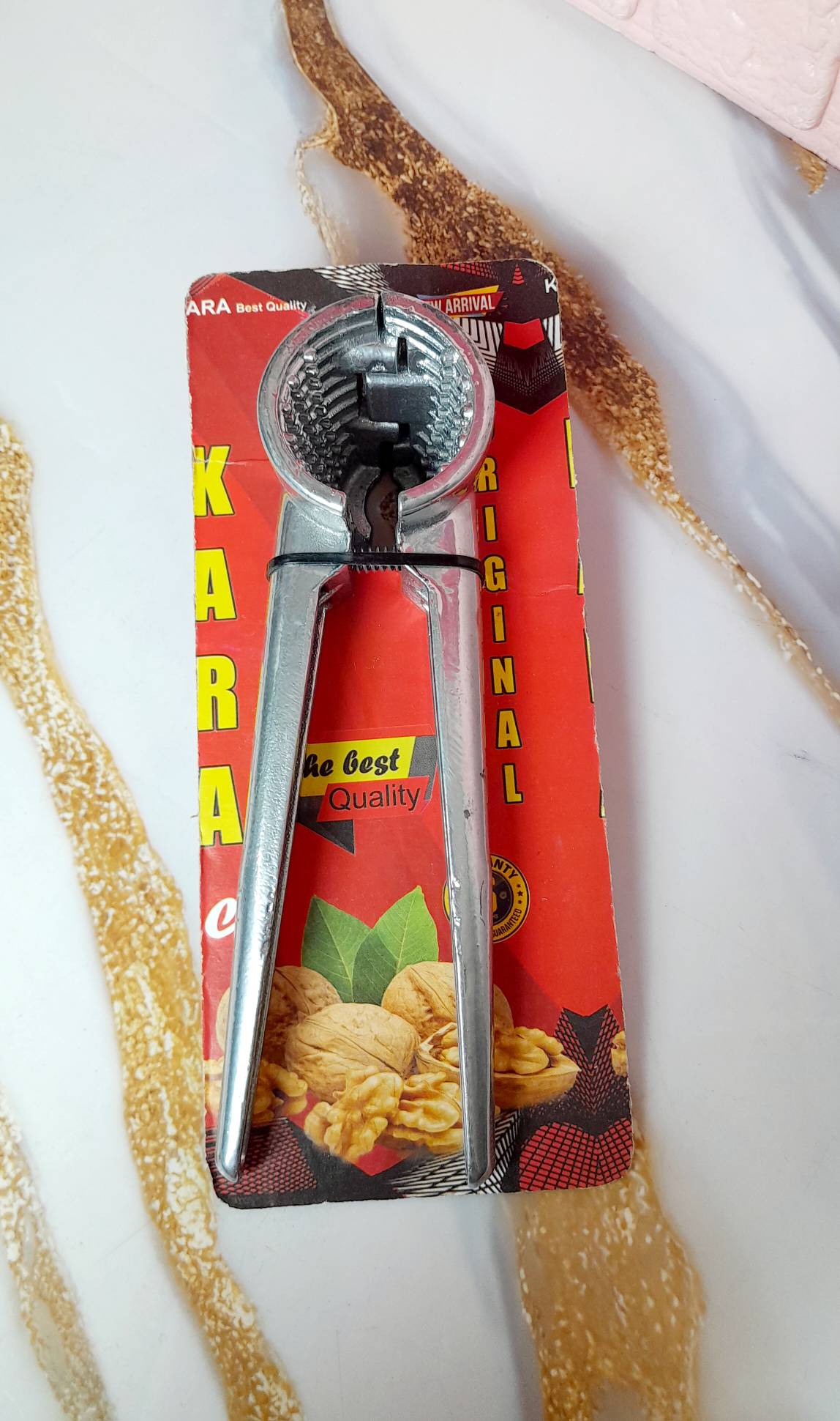 تصویر از گردوشکن