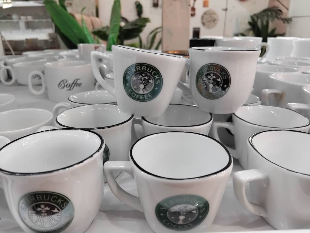 تصویر از قهوه خوری استارباکس