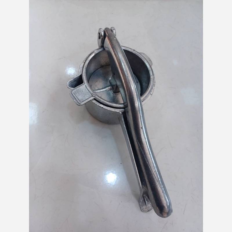تصویر از اب انارگیری پایه دار
