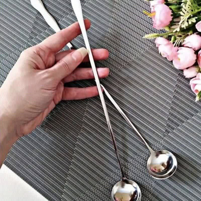 تصویر از قاشق پارچ نقره ای