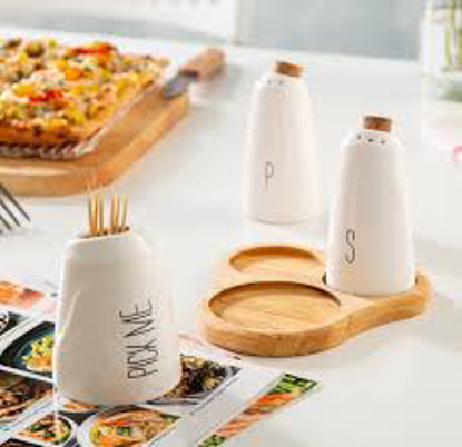 تصویر از نمکدان وخلال