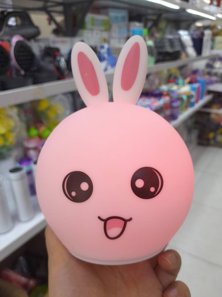 تصویر از چراغ خواب سیلیکونی