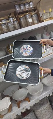 تصویر از سینی مشکی برلیان ملیکا