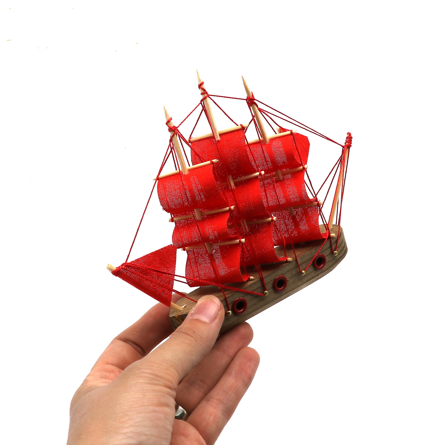 تصویر از کشتی کوچک