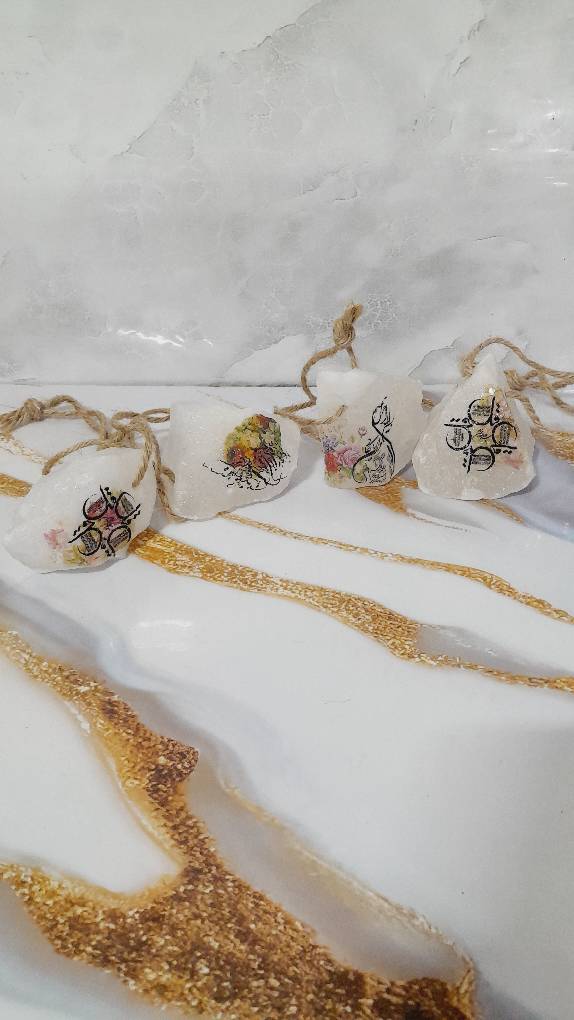 تصویر از نمک اویز