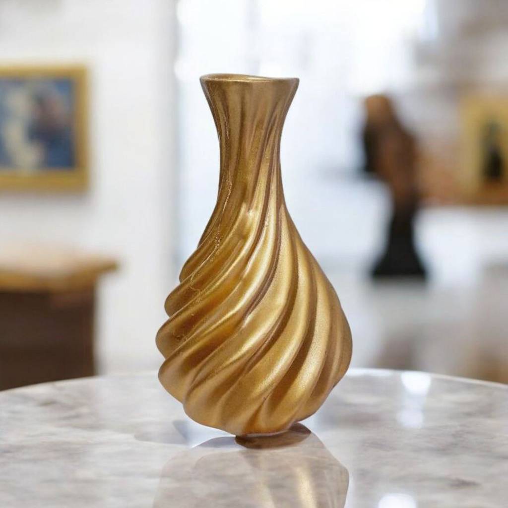 تصویر از گلدان مارپیچ