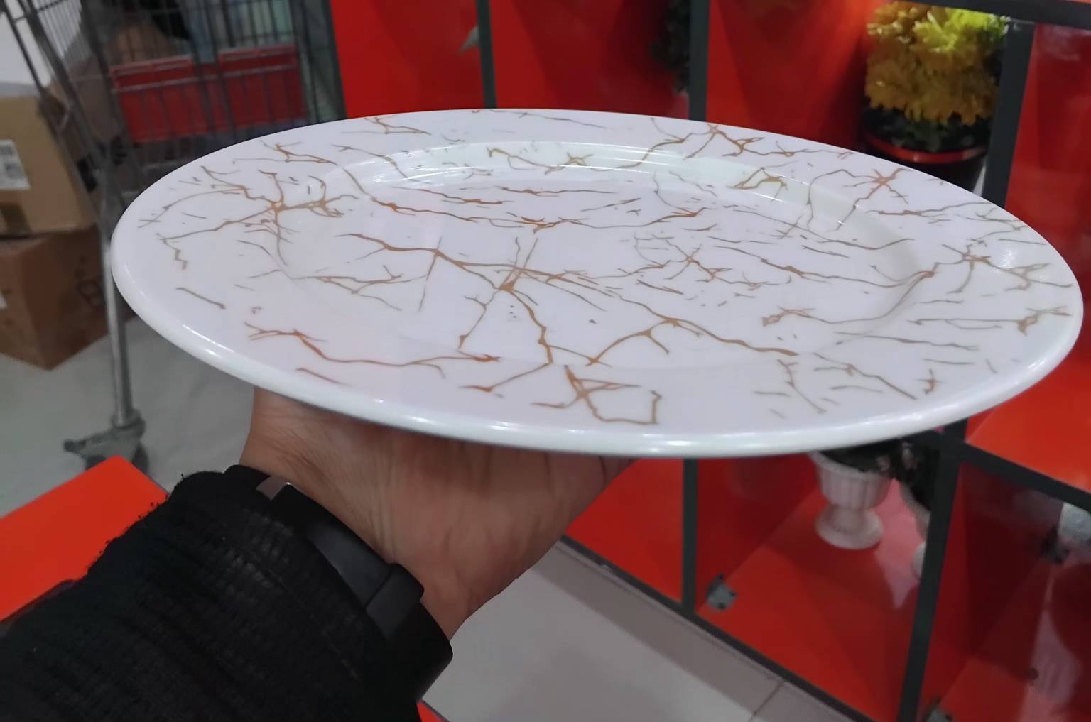 تصویر از بشقاب تخت ماربل گرد