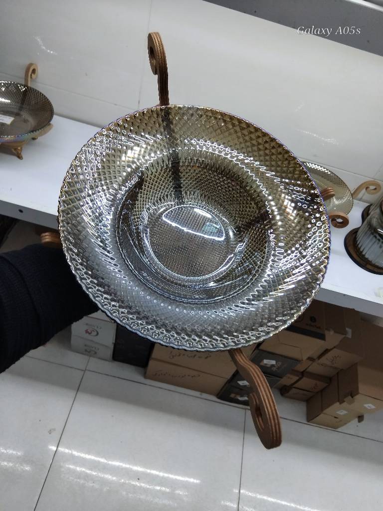 تصویر از میوه خوری ارغوانی پرنس